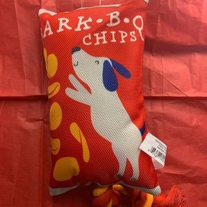 Bark BBQ chip toy